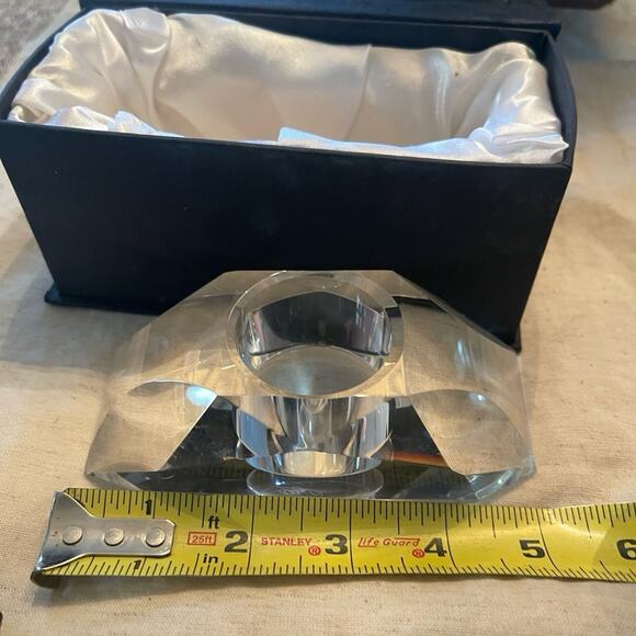 Oleg Cassini Crystal tealight candle holder with box - Picture 7 of 10